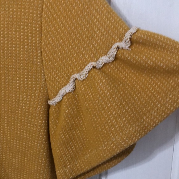 Ruffle Short Sleeve Top - Picture 2 of 5